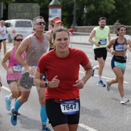 29.06.2025 - hella hamburg halbmarathon Jannik Wohlers http://msf.ph/oto/8156053 29.06.2025 10:17:00 Lombardsbrücke 1083, 1204, 1477, 2305, 2860, 3464, 3466, 3802, 3803, 4194, 4852, 5023, 6126, 6128, 6520, 6522, 6786, 7011, 7291, 7410, 7445, 7566, 7647, 7844, 7945, 8210, 8253, 8309, 8351, 8433, 8895, 9152, 9259, 10377, 10460, 10592, 10620, 10677, 11102, 12042, 12166, 12668, 14199, 14208, 14209, 14307, 14648, 14877, 14950, 15293, 15465, 16024, 16555, 17058, 17628, 17717, 17927, 18039, 18060, 18108, 18344, 18469, 18526, 18564 meine-sportfotos.de