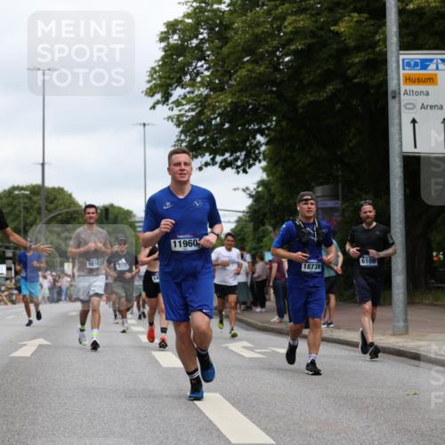 29.06.2025 - hella hamburg halbmarathon Yannick Fuchs http://msf.ph/oto/8156067 29.06.2025 10:58:29 20KM 2298, 2463, 3919, 4542, 6100, 7081, 7474, 8171, 8810, 8890, 9254, 9680, 9816, 10694, 11960, 12426, 12479, 12646, 12781, 12843, 13901, 14822, 14970, 15698, 16455, 16594, 16753, 16770, 18321, 18440, 18520, 18739, 19240 meine-sportfotos.de