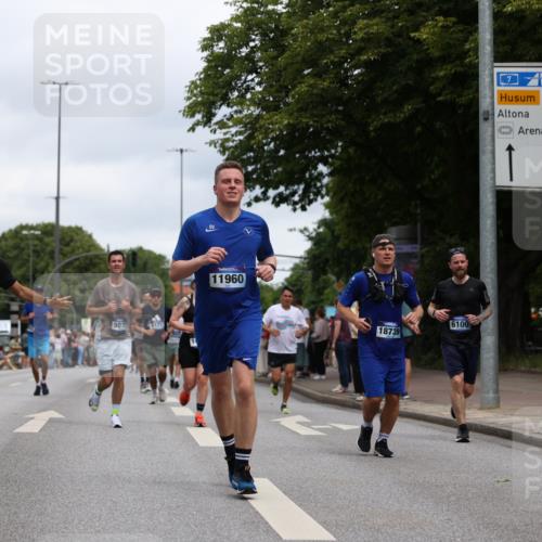 29.06.2025 - hella hamburg halbmarathon Yannick Fuchs http://msf.ph/oto/8156091 29.06.2025 10:58:29 20KM 2298, 2463, 3919, 4542, 6100, 7081, 7474, 8171, 8810, 8890, 9254, 9680, 9816, 10694, 11960, 12426, 12479, 12646, 12781, 12843, 13901, 14822, 14970, 15698, 16455, 16594, 16753, 16770, 18321, 18440, 18520, 18739, 19240 meine-sportfotos.de