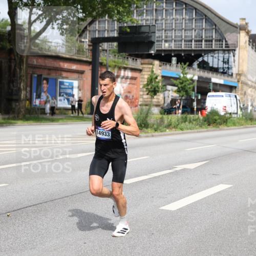 29.06.2025 - hella hamburg halbmarathon Yannick Fuchs http://msf.ph/oto/8156207 29.06.2025 10:16:41 20KM 14766, 14933, 16120, 17402 meine-sportfotos.de