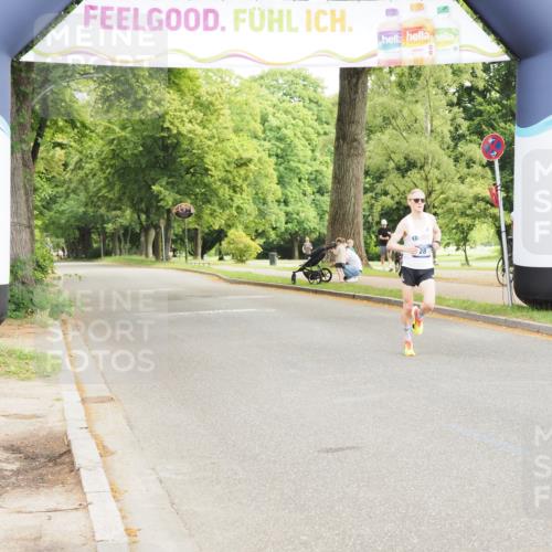 29.06.2025 - hella hamburg halbmarathon MichiJ http://msf.ph/oto/8156214 29.06.2025 10:03:58 Zwischen KM18-KM19  meine-sportfotos.de