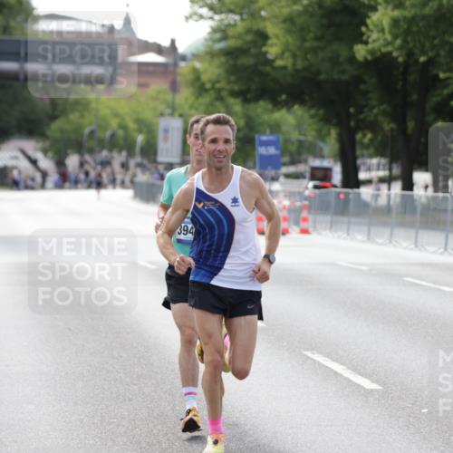 29.06.2025 - hella hamburg halbmarathon Jannik Wohlers http://msf.ph/oto/8156355 29.06.2025 09:37:27 Lombardsbrücke 45, 50, 3944, 12673 meine-sportfotos.de