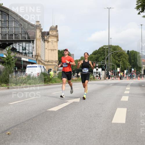 29.06.2025 - hella hamburg halbmarathon Yannick Fuchs http://msf.ph/oto/8156367 29.06.2025 10:17:09 20KM 6559, 9442, 10650, 11965, 16068, 17856 meine-sportfotos.de