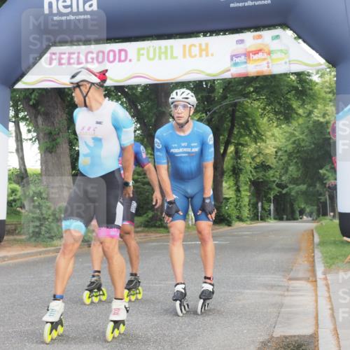 29.06.2025 - hella hamburg halbmarathon KatJ http://msf.ph/oto/8156382 29.06.2025 09:00:15 Zwischen KM18-KM19  meine-sportfotos.de