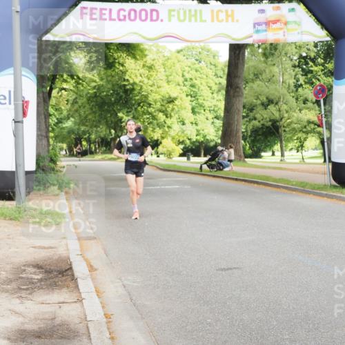 29.06.2025 - hella hamburg halbmarathon MichiJ http://msf.ph/oto/8156425 29.06.2025 10:05:33 Zwischen KM18-KM19  meine-sportfotos.de