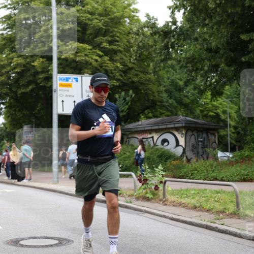 29.06.2025 - hella hamburg halbmarathon Yannick Fuchs http://msf.ph/oto/8156440 29.06.2025 10:58:35 20KM 1229, 1842, 2298, 2463, 2698, 3572, 3919, 4542, 6100, 7081, 7271, 7474, 8171, 8405, 8810, 9254, 9680, 9816, 10402, 10694, 10824, 11556, 11960, 12426, 12646, 12781, 12843, 13901, 14822, 15009, 15698, 16344, 16455, 16753, 16770, 16911, 18321, 18440, 18520, 18707, 18739, 19240 meine-sportfotos.de