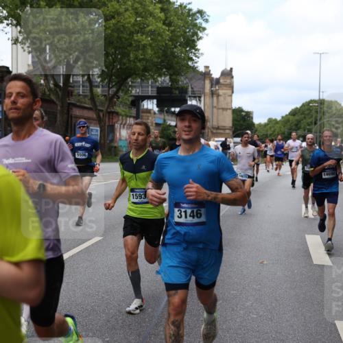 29.06.2025 - hella hamburg halbmarathon Yannick Fuchs http://msf.ph/oto/8156449 29.06.2025 10:38:19 20KM 1415, 1558, 2816, 3146, 3437, 3907, 4425, 4981, 5506, 5624, 5692, 6490, 6705, 6991, 7005, 7093, 7451, 8063, 8145, 8218, 8900, 9043, 9081, 9374, 9633, 9931, 10246, 10669, 10930, 11153, 11346, 11648, 11848, 12327, 12438, 12966, 13348, 13421, 13996, 14690, 14861, 15383, 15512, 15862, 15932, 16062, 16105, 16224, 16301, 16547, 16549, 16648, 16720, 17251, 17376, 17516, 17912, 18678, 18775, 18942, 19090 meine-sportfotos.de