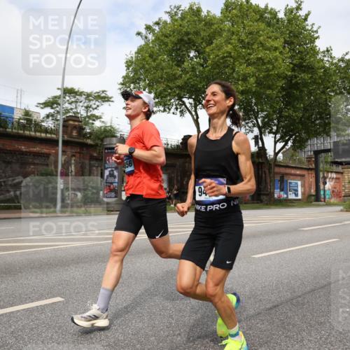 29.06.2025 - hella hamburg halbmarathon Yannick Fuchs http://msf.ph/oto/8156497 29.06.2025 10:17:12 20KM 6559, 9442, 10650, 11965, 13751, 16068, 17856 meine-sportfotos.de