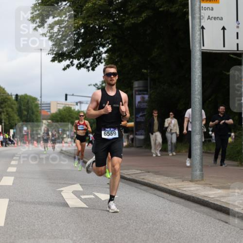 29.06.2025 - hella hamburg halbmarathon Yannick Fuchs http://msf.ph/oto/8156624 29.06.2025 10:17:28 20KM 6559, 9475, 10650, 11965, 13751, 16068, 17886 meine-sportfotos.de