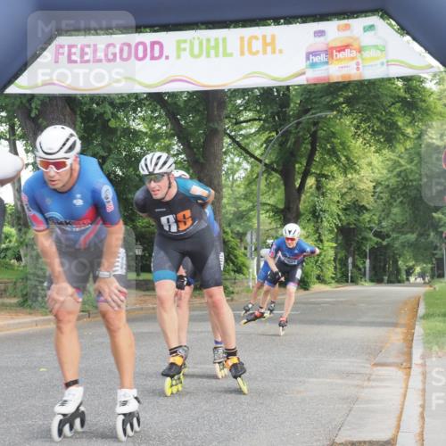 29.06.2025 - hella hamburg halbmarathon KatJ http://msf.ph/oto/8156633 29.06.2025 09:02:17 Zwischen KM18-KM19  meine-sportfotos.de