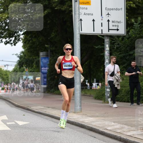 29.06.2025 - hella hamburg halbmarathon Yannick Fuchs http://msf.ph/oto/8156651 29.06.2025 10:17:31 20KM 3720, 6559, 9475, 10650, 13751, 16068, 17886 meine-sportfotos.de