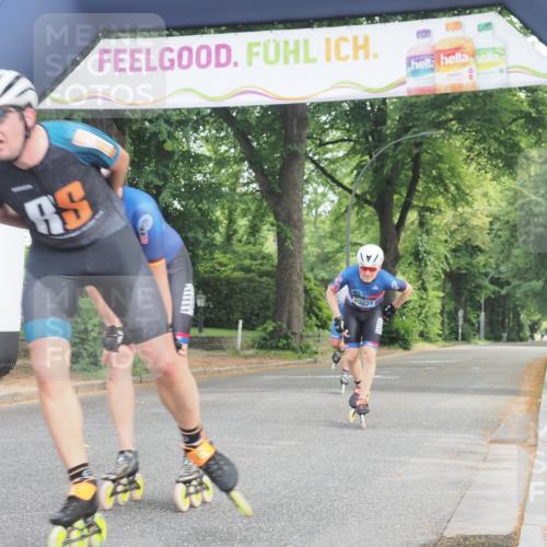 29.06.2025 - hella hamburg halbmarathon KatJ http://msf.ph/oto/8156658 29.06.2025 09:02:17 Zwischen KM18-KM19  meine-sportfotos.de