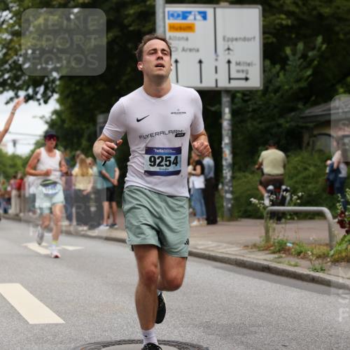 29.06.2025 - hella hamburg halbmarathon Yannick Fuchs http://msf.ph/oto/8156676 29.06.2025 10:58:38 20KM 1062, 1229, 1842, 2298, 2463, 2698, 3572, 3663, 4542, 6100, 7081, 7271, 7474, 8171, 8405, 9254, 9816, 9986, 10067, 10402, 10824, 10962, 11556, 11960, 12426, 12475, 12646, 12781, 12843, 13901, 14822, 15009, 16344, 16367, 16455, 16605, 16753, 16770, 16911, 17895, 18440, 18520, 18707, 18739, 19240 meine-sportfotos.de