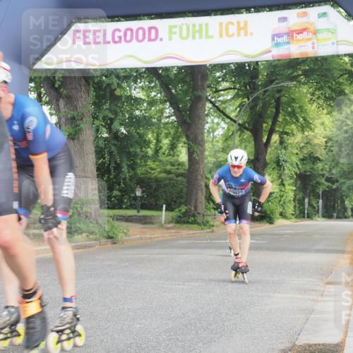 29.06.2025 - hella hamburg halbmarathon KatJ http://msf.ph/oto/8156684 29.06.2025 09:02:17 Zwischen KM18-KM19  meine-sportfotos.de