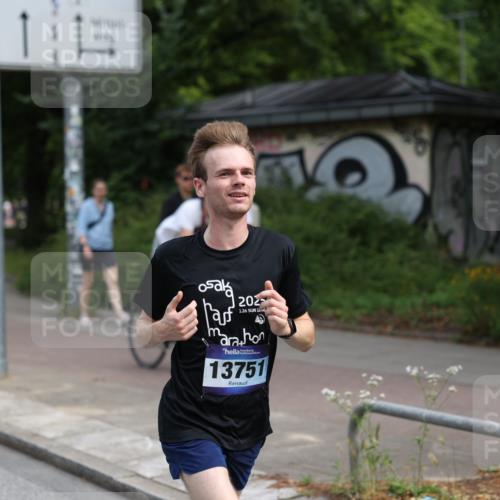 29.06.2025 - hella hamburg halbmarathon Yannick Fuchs http://msf.ph/oto/8156691 29.06.2025 10:17:37 20KM 3720, 9475, 13751, 16068, 17886 meine-sportfotos.de