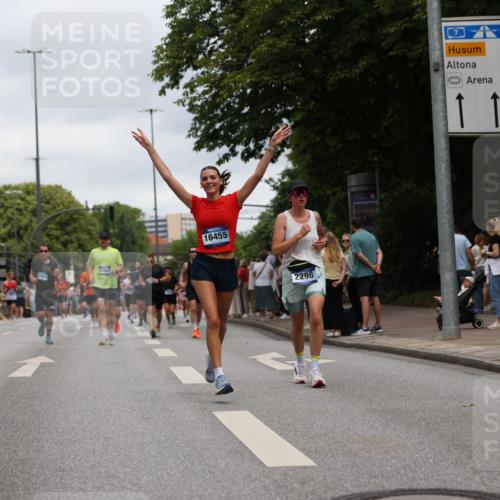 29.06.2025 - hella hamburg halbmarathon Yannick Fuchs http://msf.ph/oto/8156717 29.06.2025 10:58:39 20KM 1062, 1229, 1842, 2298, 2463, 2698, 3572, 3663, 6100, 7081, 7271, 7474, 8171, 8405, 9254, 9816, 9986, 10067, 10402, 10824, 10962, 11556, 11960, 12426, 12475, 12781, 12843, 14822, 15009, 16344, 16367, 16455, 16605, 16753, 16770, 16911, 17895, 18440, 18520, 18707, 18739, 19240 meine-sportfotos.de