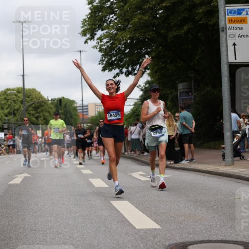 29.06.2025 - hella hamburg halbmarathon Yannick Fuchs http://msf.ph/oto/8156722 29.06.2025 10:58:39 20KM 1062, 1229, 1842, 2298, 2463, 2698, 3572, 3663, 6100, 7081, 7271, 7474, 8171, 8405, 9254, 9816, 9986, 10067, 10402, 10824, 10962, 11556, 11960, 12426, 12475, 12781, 12843, 14822, 15009, 16344, 16367, 16455, 16605, 16753, 16770, 16911, 17895, 18440, 18520, 18707, 18739, 19240 meine-sportfotos.de