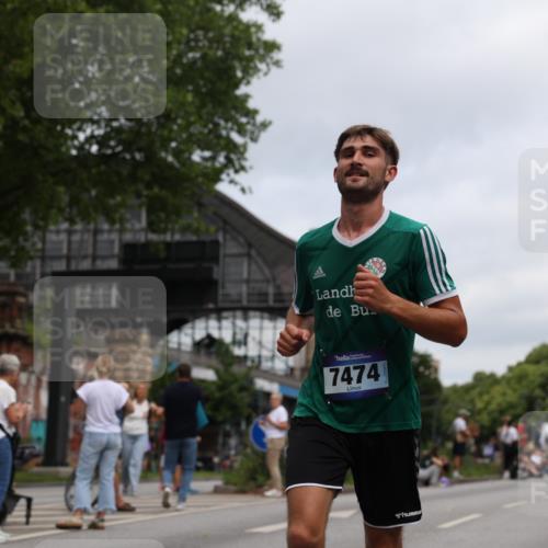 29.06.2025 - hella hamburg halbmarathon Yannick Fuchs http://msf.ph/oto/8156751 29.06.2025 10:58:39 20KM 1062, 1229, 1842, 2298, 2463, 2698, 3572, 3663, 6100, 7081, 7271, 7474, 8171, 8405, 9254, 9816, 9986, 10067, 10402, 10824, 10962, 11556, 11960, 12426, 12475, 12781, 12843, 14822, 15009, 16344, 16367, 16455, 16605, 16753, 16770, 16911, 17895, 18440, 18520, 18707, 18739, 19240 meine-sportfotos.de