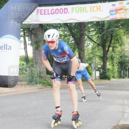 29.06.2025 - hella hamburg halbmarathon KatJ http://msf.ph/oto/8156767 29.06.2025 09:02:18 Zwischen KM18-KM19  meine-sportfotos.de