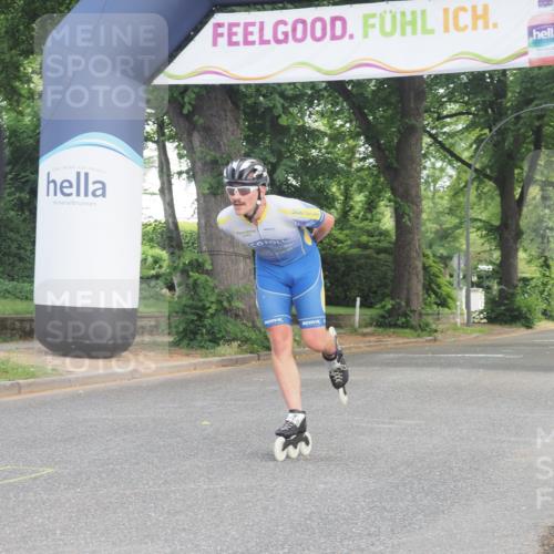29.06.2025 - hella hamburg halbmarathon KatJ http://msf.ph/oto/8156787 29.06.2025 09:02:18 Zwischen KM18-KM19  meine-sportfotos.de