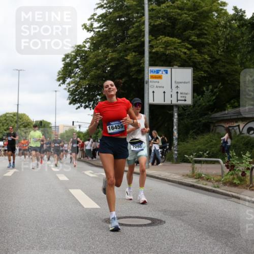 29.06.2025 - hella hamburg halbmarathon Yannick Fuchs http://msf.ph/oto/8156827 29.06.2025 10:58:40 20KM 1062, 1229, 1842, 2298, 2463, 2698, 3572, 3663, 5354, 5365, 6100, 6907, 6908, 7081, 7271, 7474, 8171, 8405, 9254, 9816, 9986, 10067, 10402, 10824, 10962, 11556, 11960, 12426, 12475, 12781, 12843, 14465, 14822, 15009, 16344, 16367, 16455, 16605, 16753, 16770, 16911, 17140, 17763, 17895, 18440, 18520, 18707, 18739 meine-sportfotos.de