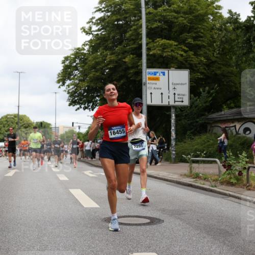 29.06.2025 - hella hamburg halbmarathon Yannick Fuchs http://msf.ph/oto/8156846 29.06.2025 10:58:40 20KM 1062, 1229, 1842, 2298, 2463, 2698, 3572, 3663, 5354, 5365, 6100, 6907, 6908, 7081, 7271, 7474, 8171, 8405, 9254, 9816, 9986, 10067, 10402, 10824, 10962, 11556, 11960, 12426, 12475, 12781, 12843, 14465, 14822, 15009, 16344, 16367, 16455, 16605, 16753, 16770, 16911, 17140, 17763, 17895, 18440, 18520, 18707, 18739 meine-sportfotos.de