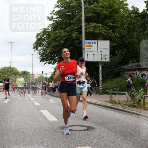29.06.2025 - hella hamburg halbmarathon Yannick Fuchs http://msf.ph/oto/8156865 29.06.2025 10:58:40 20KM 1062, 1229, 1842, 2298, 2463, 2698, 3572, 3663, 5354, 5365, 6100, 6907, 6908, 7081, 7271, 7474, 8171, 8405, 9254, 9816, 9986, 10067, 10402, 10824, 10962, 11556, 11960, 12426, 12475, 12781, 12843, 14465, 14822, 15009, 16344, 16367, 16455, 16605, 16753, 16770, 16911, 17140, 17763, 17895, 18440, 18520, 18707, 18739 meine-sportfotos.de