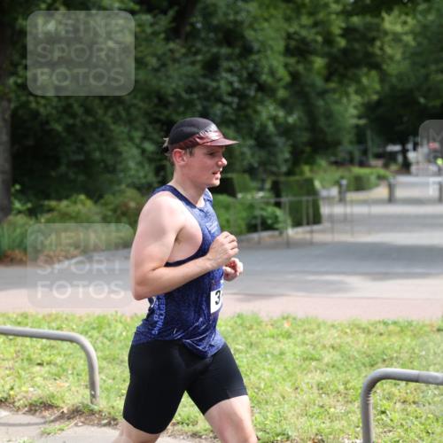 29.06.2025 - hella hamburg halbmarathon Yannick Fuchs http://msf.ph/oto/8156890 29.06.2025 10:17:55 20KM 2618, 3720, 4571, 16548, 18693, 18897 meine-sportfotos.de