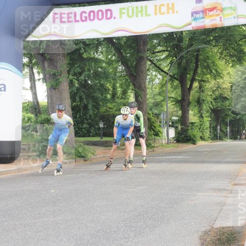 29.06.2025 - hella hamburg halbmarathon KatJ http://msf.ph/oto/8156898 29.06.2025 09:02:37 Zwischen KM18-KM19  meine-sportfotos.de