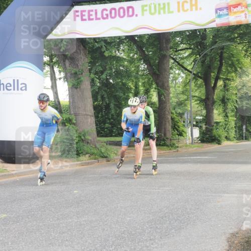 29.06.2025 - hella hamburg halbmarathon KatJ http://msf.ph/oto/8156939 29.06.2025 09:02:38 Zwischen KM18-KM19  meine-sportfotos.de