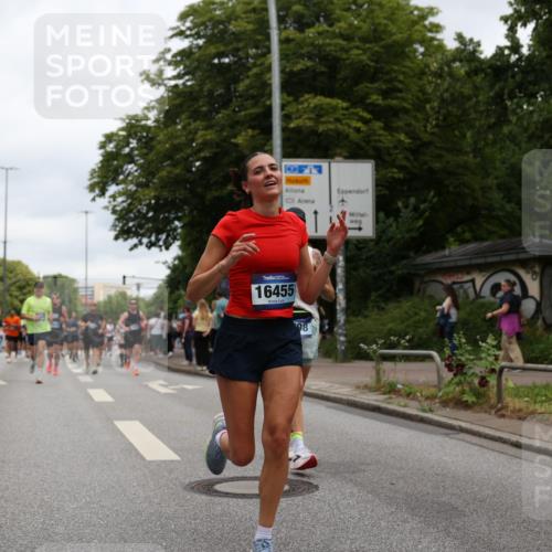 29.06.2025 - hella hamburg halbmarathon Yannick Fuchs http://msf.ph/oto/8156960 29.06.2025 10:58:41 20KM 1062, 1186, 1229, 1842, 2298, 2463, 2698, 3572, 3663, 5354, 5365, 6907, 6908, 7081, 7271, 7474, 8171, 8405, 9254, 9816, 9986, 10067, 10402, 10824, 10962, 11556, 11960, 12426, 12475, 12781, 12843, 13210, 14022, 14465, 14822, 15009, 16344, 16367, 16455, 16605, 16753, 16770, 16911, 17140, 17763, 17895, 18440, 18520, 18707, 18739 meine-sportfotos.de