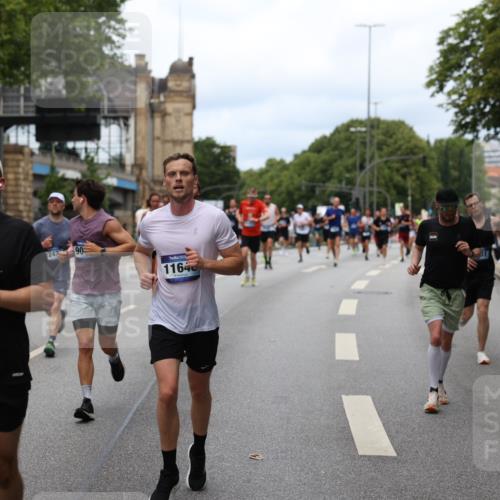 29.06.2025 - hella hamburg halbmarathon Yannick Fuchs http://msf.ph/oto/8156977 29.06.2025 10:38:23 20KM 1415, 1558, 2816, 3907, 4425, 4981, 4999, 5275, 5624, 5692, 6490, 6705, 6903, 6991, 7005, 7093, 8063, 8145, 8218, 8722, 8900, 9043, 9081, 9374, 9444, 9633, 9931, 10193, 10246, 10669, 10930, 11153, 11346, 11648, 11848, 12327, 12438, 12554, 12966, 13421, 13996, 14798, 14861, 15233, 15512, 15862, 16062, 16224, 16301, 16316, 16547, 16549, 16720, 17251, 17376, 17516, 17729, 17912, 18678, 18942 meine-sportfotos.de