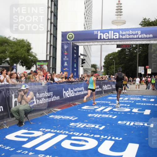 29.06.2025 - hella hamburg halbmarathon Michael Strokosch http://msf.ph/oto/8156984 29.06.2025 10:20:58 Ziel 11210, 14766, 17402, 19075 meine-sportfotos.de