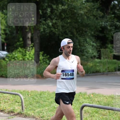29.06.2025 - hella hamburg halbmarathon Yannick Fuchs http://msf.ph/oto/8156986 29.06.2025 10:18:05 20KM 35, 52, 2618, 4128, 4571, 11624, 16548, 18693, 18897 meine-sportfotos.de
