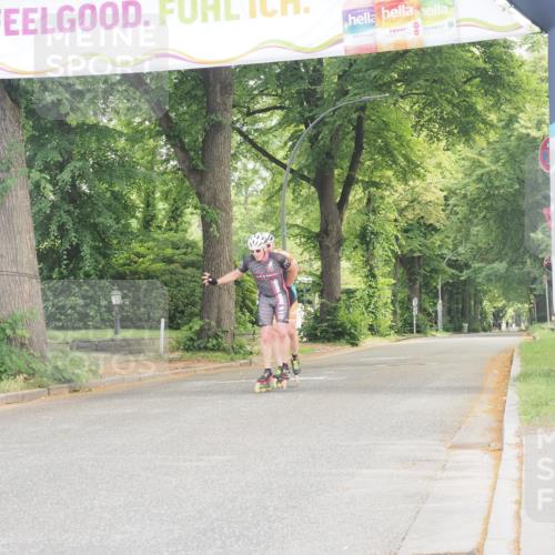29.06.2025 - hella hamburg halbmarathon KatJ http://msf.ph/oto/8157055 29.06.2025 09:02:49 Zwischen KM18-KM19  meine-sportfotos.de