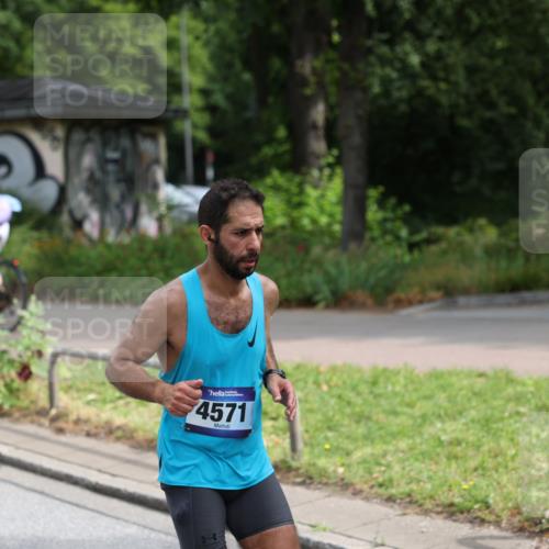 29.06.2025 - hella hamburg halbmarathon Yannick Fuchs http://msf.ph/oto/8157056 29.06.2025 10:18:07 20KM 35, 52, 2618, 4128, 4571, 11624, 16548, 18693, 18897 meine-sportfotos.de