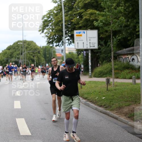 29.06.2025 - hella hamburg halbmarathon Yannick Fuchs http://msf.ph/oto/8157074 29.06.2025 10:38:24 20KM 1415, 1558, 2816, 3021, 3907, 4425, 4981, 4999, 5275, 5624, 5692, 6490, 6705, 6903, 6991, 7005, 7093, 8063, 8145, 8218, 8722, 8900, 9043, 9081, 9374, 9444, 9633, 9931, 10193, 10246, 10669, 10930, 11153, 11346, 11648, 11848, 12327, 12438, 12554, 12966, 13421, 13996, 14798, 14861, 15225, 15233, 15512, 15862, 16062, 16224, 16301, 16316, 16547, 16549, 16720, 17251, 17376, 17516, 17729, 17912, 18678, 18942 meine-sportfotos.de