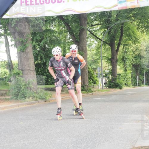 29.06.2025 - hella hamburg halbmarathon KatJ http://msf.ph/oto/8157128 29.06.2025 09:02:50 Zwischen KM18-KM19  meine-sportfotos.de
