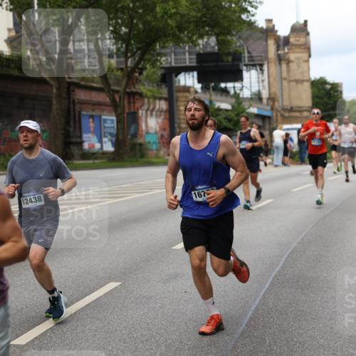 29.06.2025 - hella hamburg halbmarathon Yannick Fuchs http://msf.ph/oto/8157129 29.06.2025 10:38:25 20KM 1415, 1558, 2816, 3021, 3907, 4310, 4425, 4981, 4999, 5275, 5624, 5692, 6490, 6705, 6903, 6991, 7005, 8063, 8145, 8218, 8722, 8900, 9043, 9081, 9374, 9444, 9633, 9931, 10193, 10246, 10669, 10930, 11153, 11346, 11648, 12438, 12554, 12966, 13421, 13996, 14798, 14861, 15225, 15233, 15280, 15512, 15862, 16062, 16224, 16301, 16316, 16547, 16549, 16720, 16893, 17251, 17376, 17729, 17912, 18942 meine-sportfotos.de
