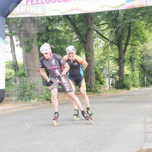 29.06.2025 - hella hamburg halbmarathon KatJ http://msf.ph/oto/8157138 29.06.2025 09:02:50 Zwischen KM18-KM19  meine-sportfotos.de