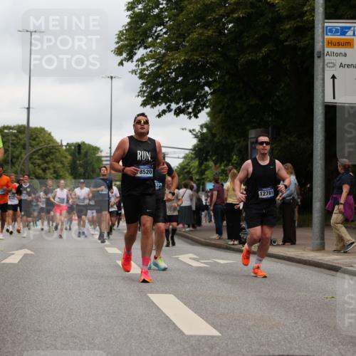 29.06.2025 - hella hamburg halbmarathon Yannick Fuchs http://msf.ph/oto/8157150 29.06.2025 10:58:44 20KM 1062, 1186, 1229, 1842, 2136, 2298, 2463, 2698, 3572, 3663, 5354, 5365, 6907, 6908, 7081, 7271, 7474, 8405, 9254, 9986, 10067, 10402, 10824, 10962, 11556, 12426, 12475, 12781, 12843, 13210, 14022, 14465, 15009, 16344, 16367, 16455, 16605, 16770, 16911, 17140, 17763, 17895, 18196, 18440, 18520, 18707, 18768 meine-sportfotos.de