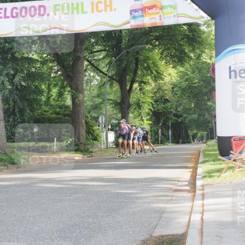 29.06.2025 - hella hamburg halbmarathon KatJ http://msf.ph/oto/8157180 29.06.2025 09:03:15 Zwischen KM18-KM19  meine-sportfotos.de