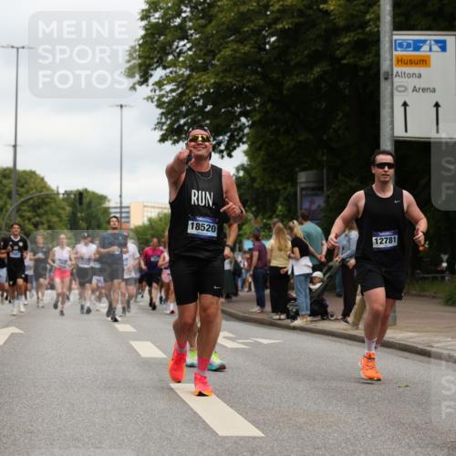 29.06.2025 - hella hamburg halbmarathon Yannick Fuchs http://msf.ph/oto/8157218 29.06.2025 10:58:45 20KM 1062, 1186, 1229, 1842, 2136, 2298, 2463, 2698, 3572, 3663, 3746, 5354, 5365, 6907, 6908, 7081, 7271, 7474, 8405, 9254, 9986, 10067, 10402, 10824, 10962, 11556, 12426, 12475, 12781, 12843, 13210, 14022, 14465, 15009, 16344, 16367, 16455, 16605, 16770, 16911, 17140, 17763, 17895, 18196, 18440, 18520, 18707, 18768 meine-sportfotos.de