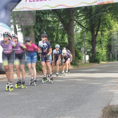 29.06.2025 - hella hamburg halbmarathon KatJ http://msf.ph/oto/8157289 29.06.2025 09:03:18 Zwischen KM18-KM19  meine-sportfotos.de