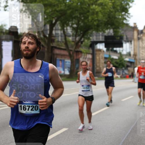 29.06.2025 - hella hamburg halbmarathon Yannick Fuchs http://msf.ph/oto/8157297 29.06.2025 10:38:26 20KM 1415, 1558, 2816, 3021, 3907, 4310, 4425, 4981, 4999, 5231, 5275, 5624, 5692, 6490, 6705, 6903, 6991, 7005, 8063, 8145, 8218, 8722, 8900, 9043, 9081, 9374, 9444, 9633, 9931, 10193, 10669, 10930, 11153, 11346, 12438, 12554, 12966, 13421, 13996, 14798, 14861, 15225, 15233, 15280, 15512, 15862, 16062, 16224, 16301, 16316, 16547, 16549, 16720, 16893, 17251, 17376, 17729, 17748, 17912, 18942 meine-sportfotos.de