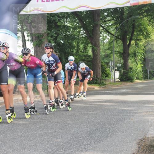 29.06.2025 - hella hamburg halbmarathon KatJ http://msf.ph/oto/8157305 29.06.2025 09:03:18 Zwischen KM18-KM19  meine-sportfotos.de