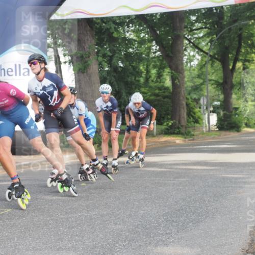 29.06.2025 - hella hamburg halbmarathon KatJ http://msf.ph/oto/8157331 29.06.2025 09:03:18 Zwischen KM18-KM19  meine-sportfotos.de