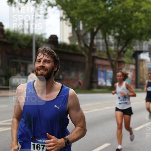 29.06.2025 - hella hamburg halbmarathon Yannick Fuchs http://msf.ph/oto/8157342 29.06.2025 10:38:26 20KM 1415, 1558, 2816, 3021, 3907, 4310, 4425, 4981, 4999, 5231, 5275, 5624, 5692, 6490, 6705, 6903, 6991, 7005, 8063, 8145, 8218, 8722, 8900, 9043, 9081, 9374, 9444, 9633, 9931, 10193, 10669, 10930, 11153, 11346, 12438, 12554, 12966, 13421, 13996, 14798, 14861, 15225, 15233, 15280, 15512, 15862, 16062, 16224, 16301, 16316, 16547, 16549, 16720, 16893, 17251, 17376, 17729, 17748, 17912, 18942 meine-sportfotos.de