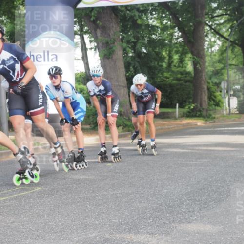 29.06.2025 - hella hamburg halbmarathon KatJ http://msf.ph/oto/8157349 29.06.2025 09:03:18 Zwischen KM18-KM19  meine-sportfotos.de