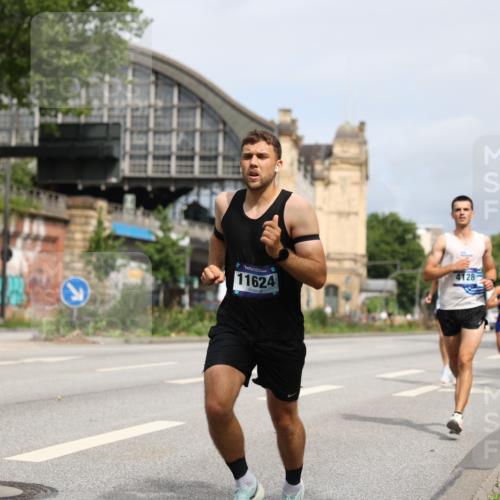 29.06.2025 - hella hamburg halbmarathon Yannick Fuchs http://msf.ph/oto/8157371 29.06.2025 10:18:27 20KM 35, 52, 4128, 7862, 9151, 11624, 17771, 18328, 18930 meine-sportfotos.de